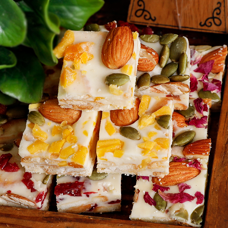内蒙古特产鄂尔罕巴旦木方酥牛乳派酪风味奶酪散装芒果蔓越莓零食