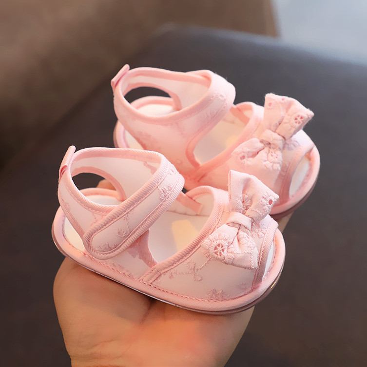 婴儿护脚凉鞋软底0-1岁夏季宝宝纯棉学步前棉布鞋女外出公主鞋子2