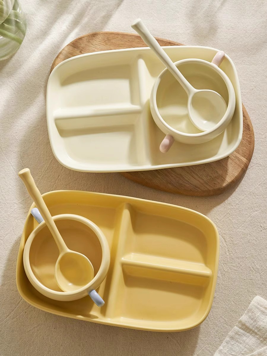 肆月分格餐盘奶油色儿童家用陶瓷盘子减脂碗一人食早餐盘餐具套装