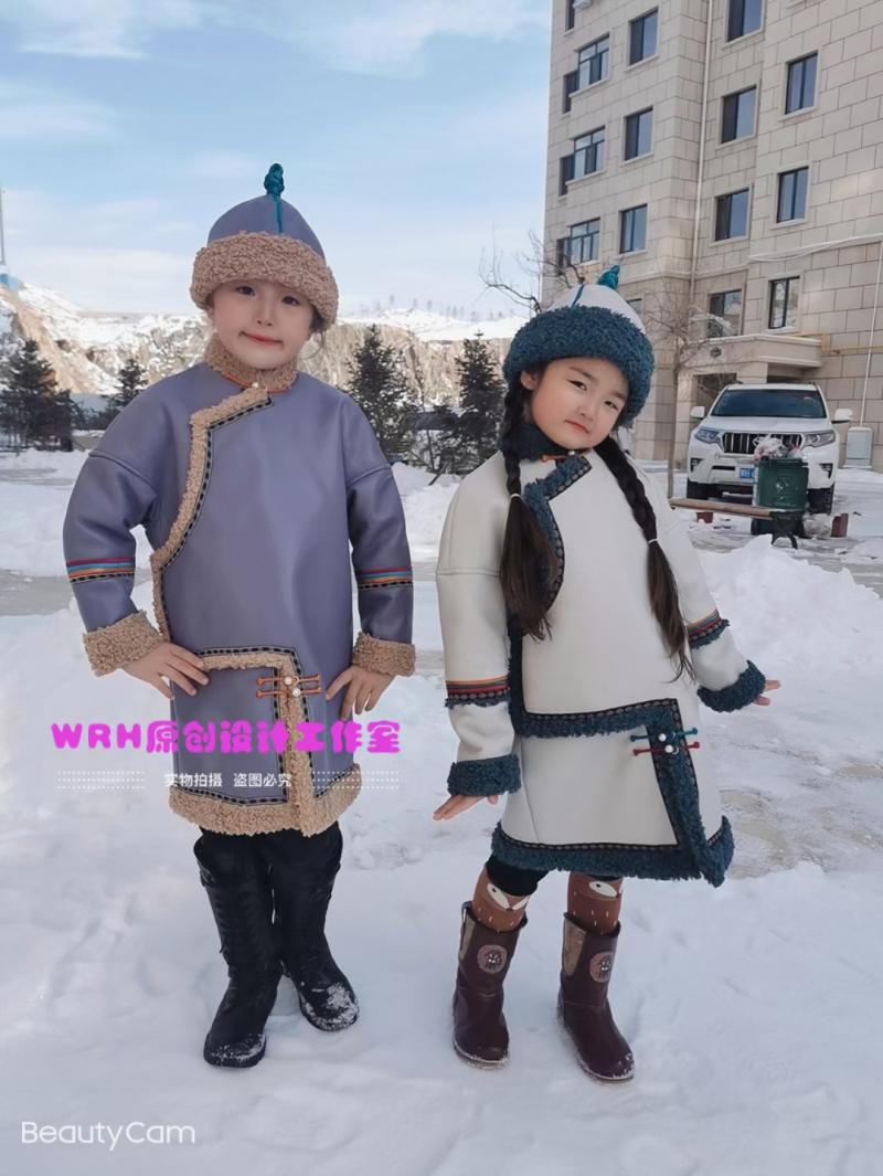 SUUNAI.WRH蒙古童装外套皮毛一体大衣冬季纯色儿童中长款保暖衫厚