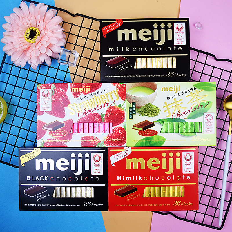送冰袋!日本进口Meiji明治钢琴特浓牛奶夹心草莓抹茶味纯黑巧克力