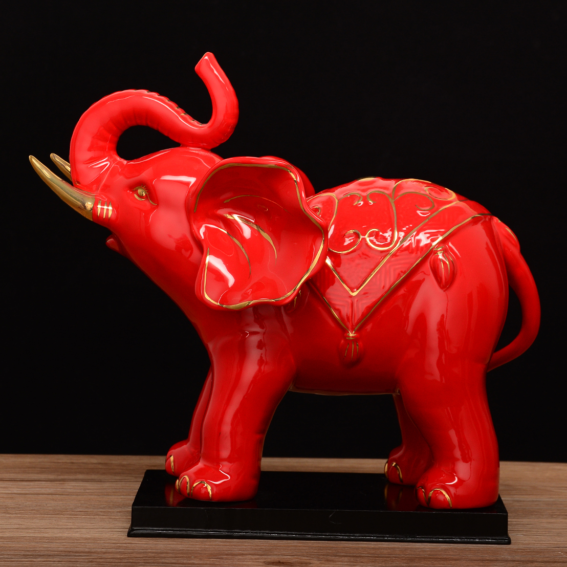 红色陶瓷大象摆件一对家居客厅创意摆件风水招财镇宅创意礼品红象