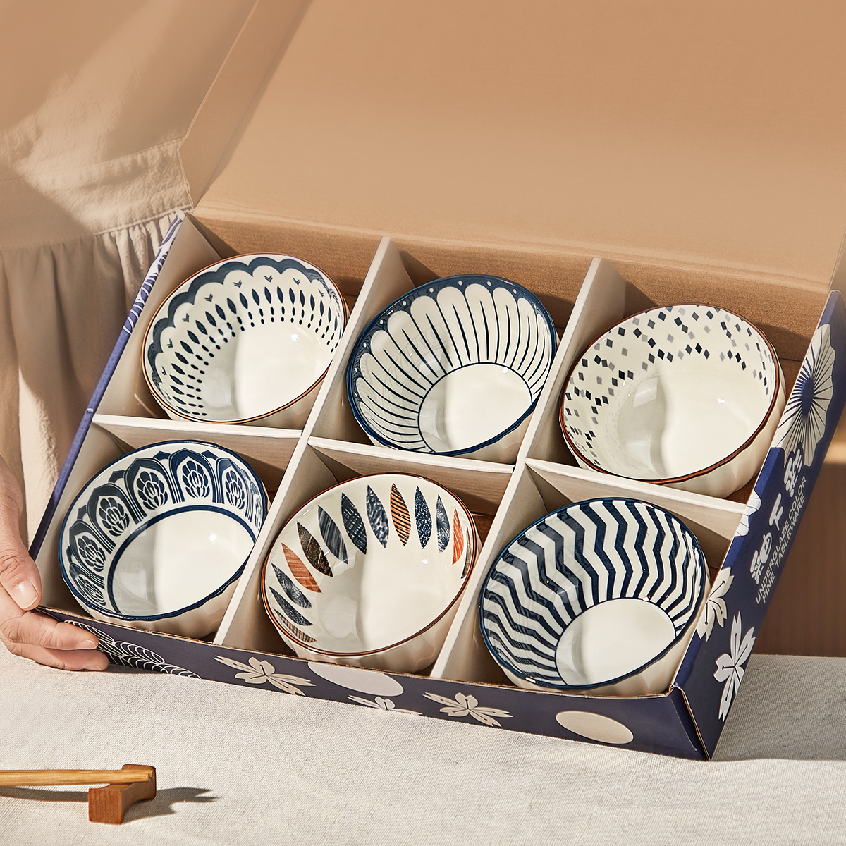 日式米饭碗家用2024新款餐具好看的陶瓷碗具盘子碗碟套装吃饭小碗