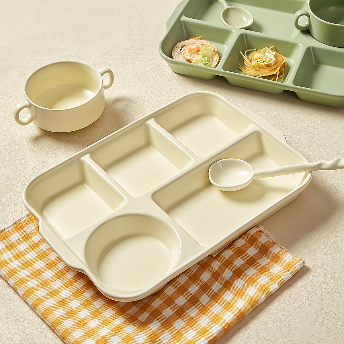 陶瓷餐盘分格大人分餐盘家用减脂月子餐分隔食堂孕妇儿童早餐餐具