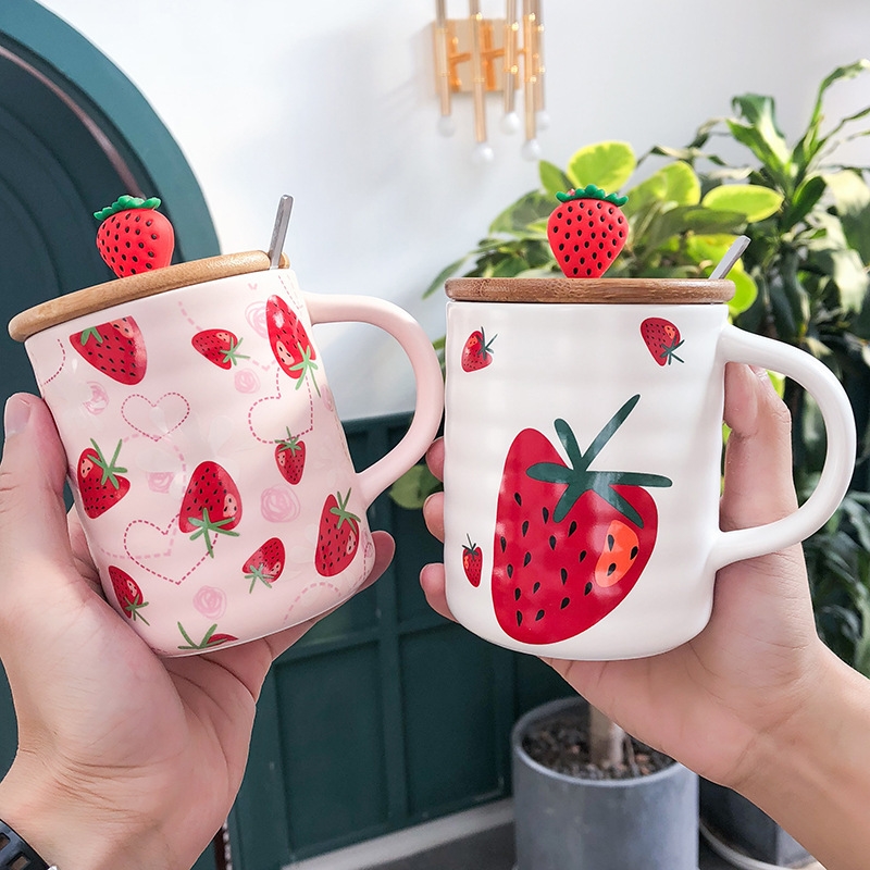 韩式简约草莓陶瓷杯 办公室带盖勺泡茶咖啡马克杯ins学生送礼杯子