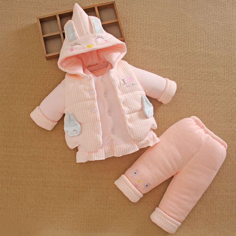 0一1岁半女宝宝秋冬装分体款婴儿衣服外套加厚夹棉服袄三件套装季
