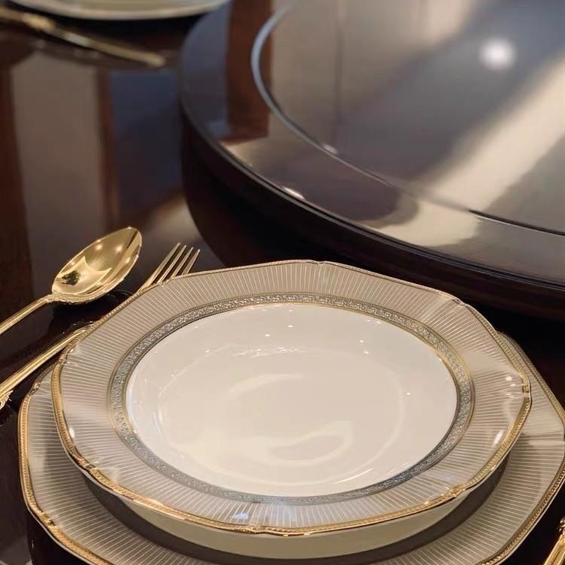 T碗碟套装 家用饭碗欧式景德镇餐具骨瓷碟碗盘陶瓷碗盘子