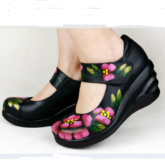 春秋季新品头层牛皮女鞋民族风坡跟圆头花朵手绘真皮女式浅口单鞋