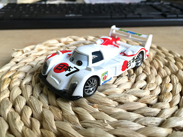 三辆包邮美泰汽车赛车总动员儿童合金玩具车模型日本赛车手秃太郎